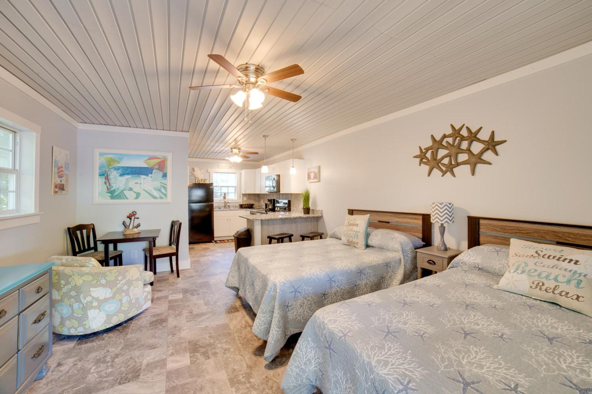 Ocean Isle Beach Studio With Patio - 1 Mi To Pier! Bagian luar foto