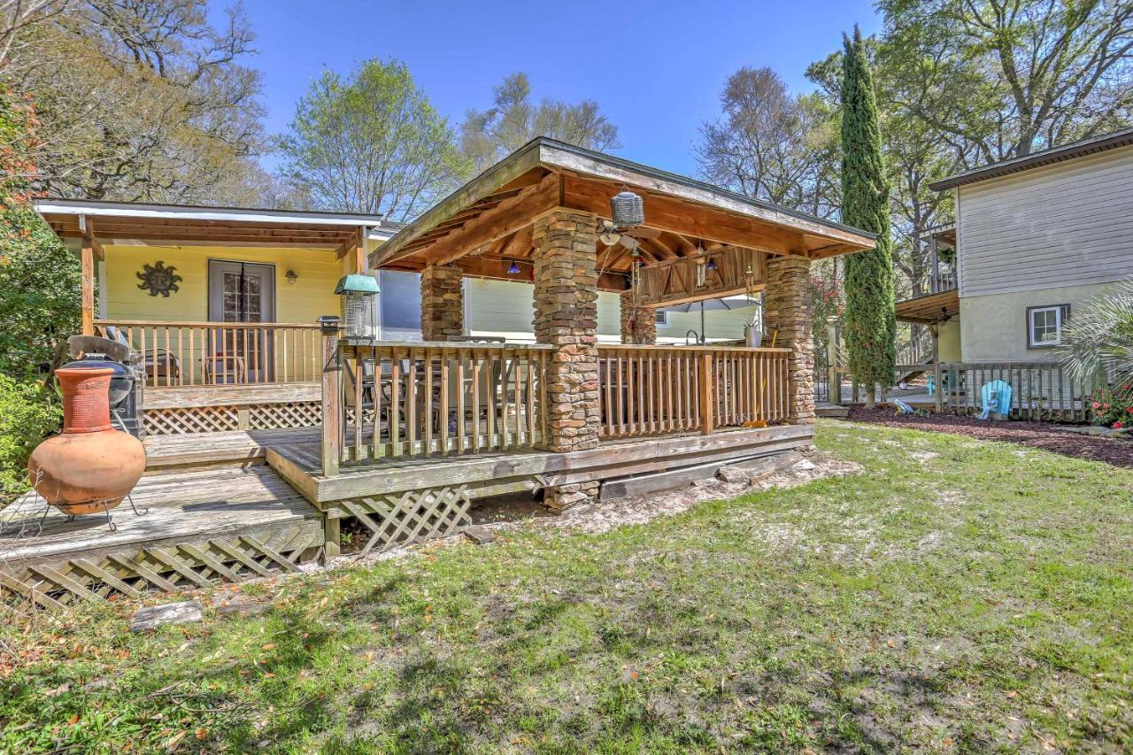 Ocean Isle Beach Studio With Patio - 1 Mi To Pier! Bagian luar foto
